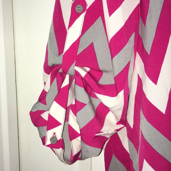 Chevron Zippered Blouse - Picture 3 of 6
